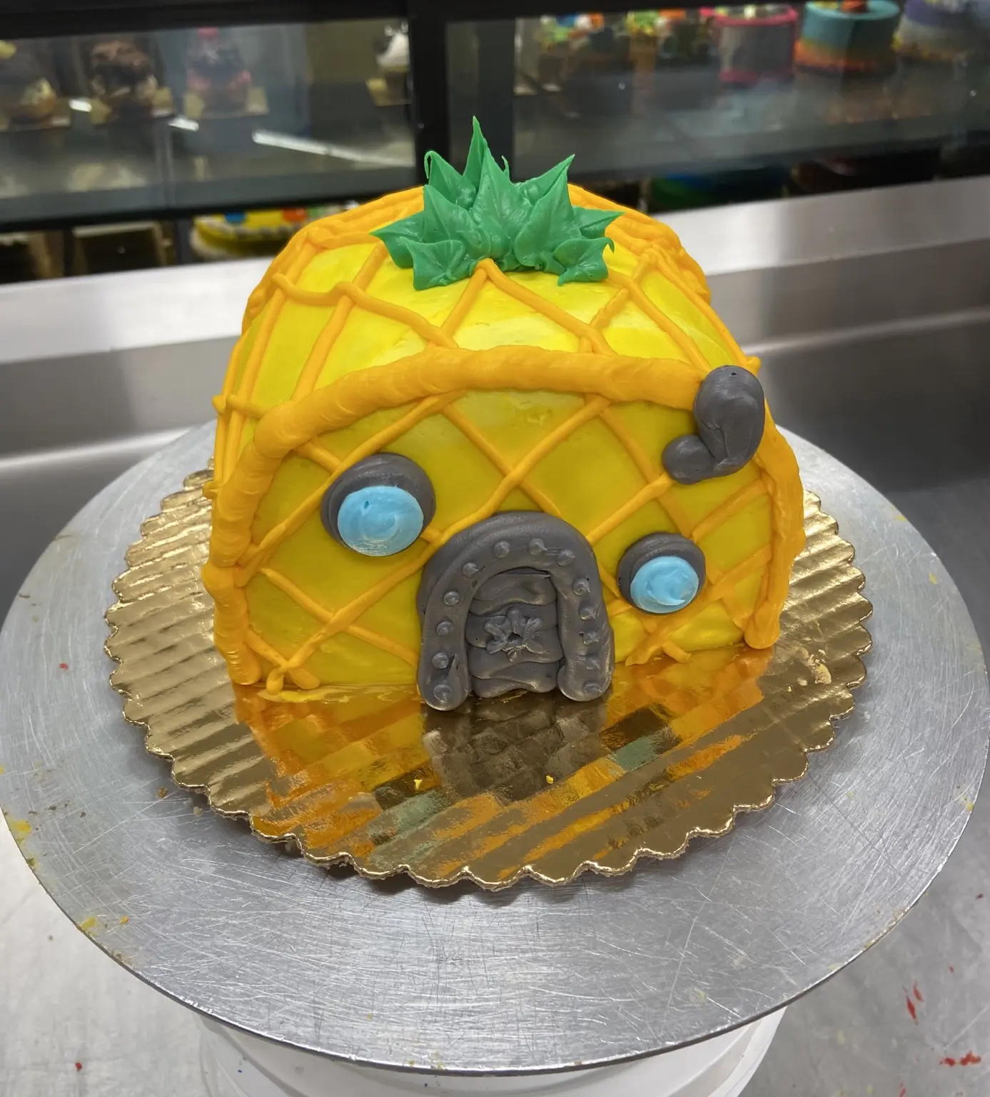 Pineapple house cake