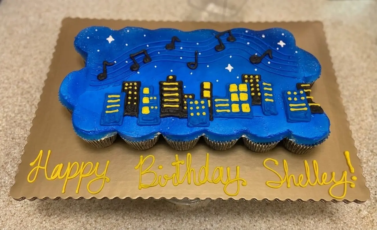 Music skyline cupcakes